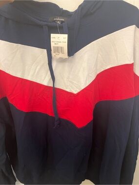 Ambiance Women-Men Navy, White & Red Chevron Crewneck Hoodie Sweater